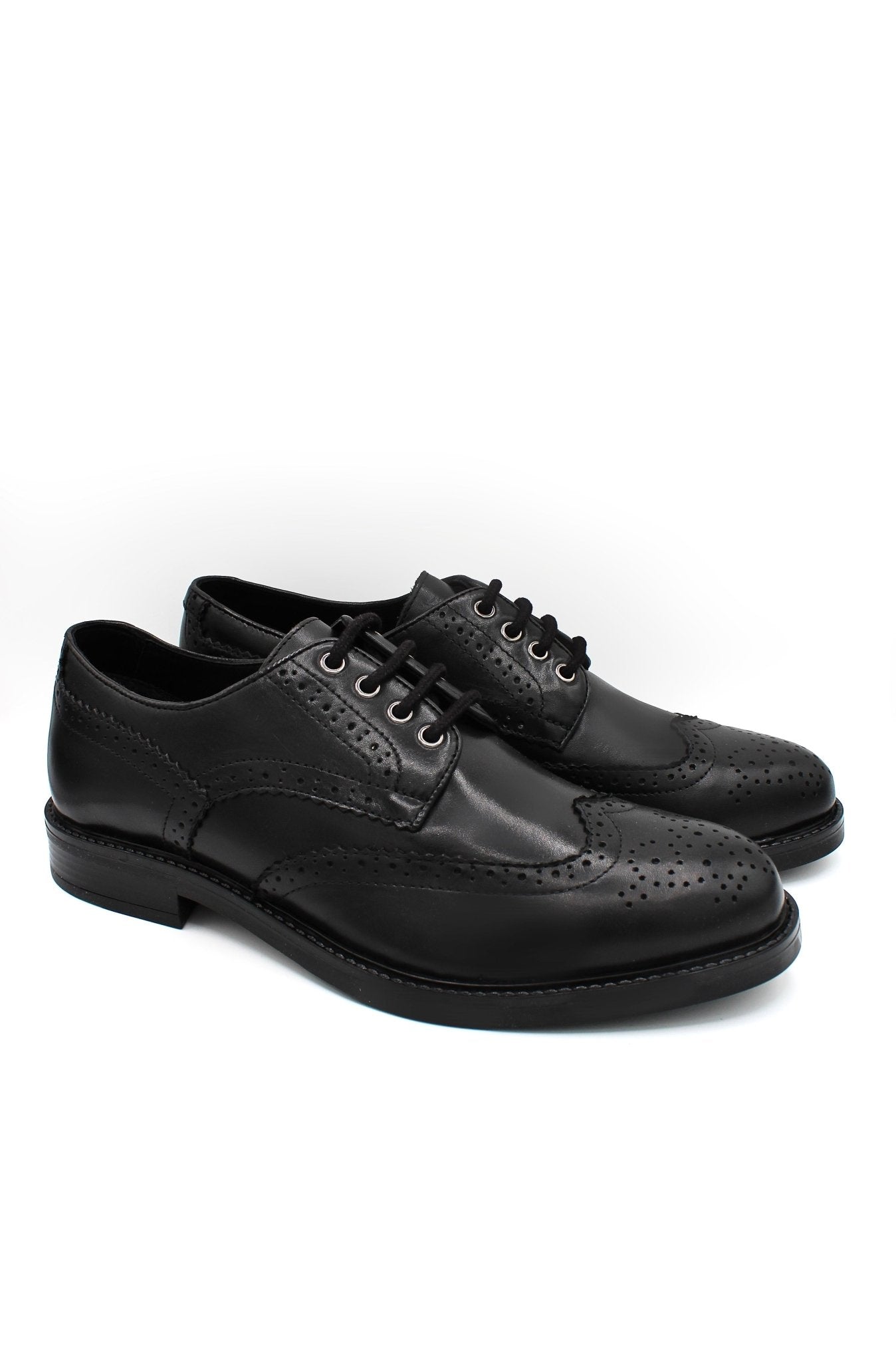 Stringate in pelle - Lavorazione Brogue